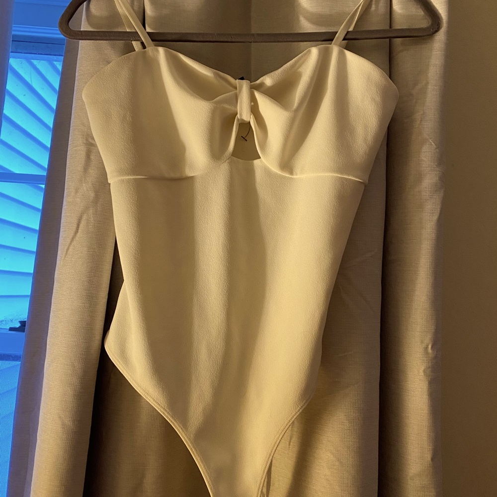 Off-white express bodysuit Size Medium